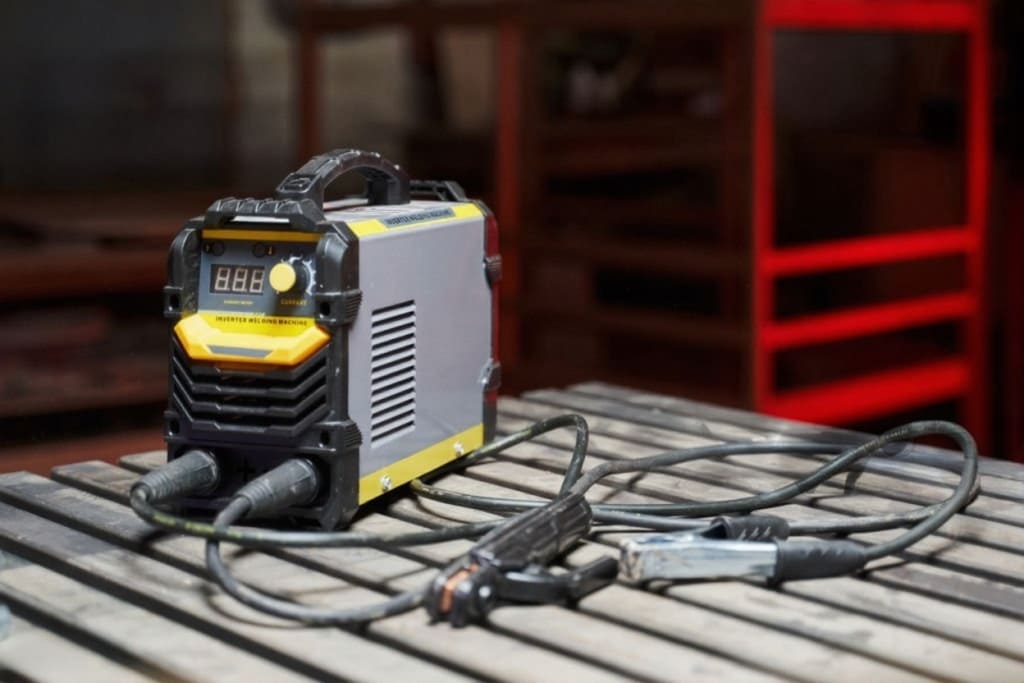 Инверторный сварочный аппарат